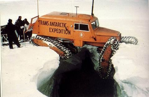 Tucker Sno-cat